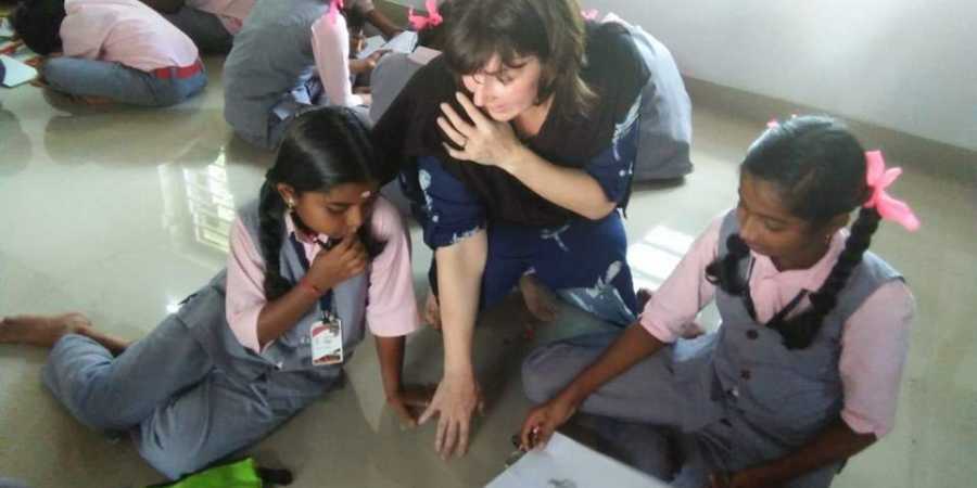 Elisa is even helping Malayalees to learn Malayalam